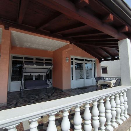 Apartments Kimm โปเรช ภายนอก รูปภาพ