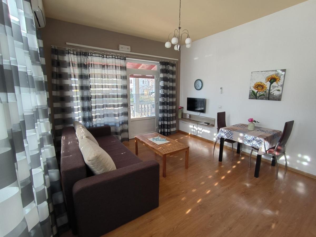 Apartments Kimm โปเรช ภายนอก รูปภาพ