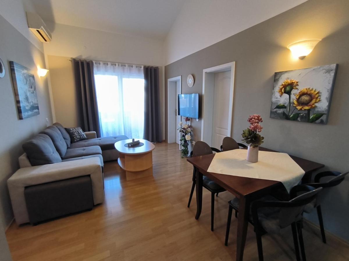 Apartments Kimm โปเรช ภายนอก รูปภาพ