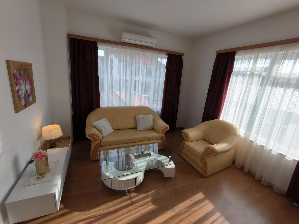 Apartments Kimm โปเรช ภายนอก รูปภาพ