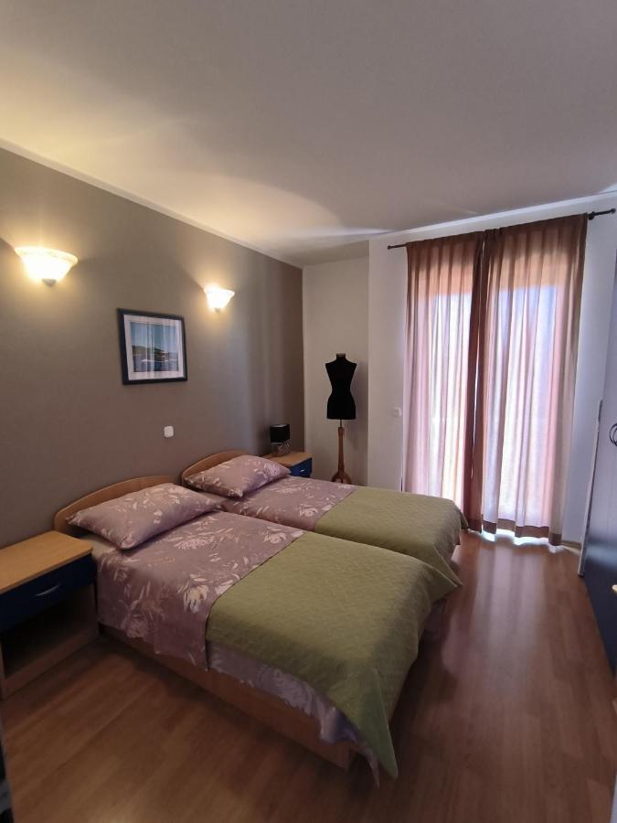 Apartments Kimm โปเรช ภายนอก รูปภาพ