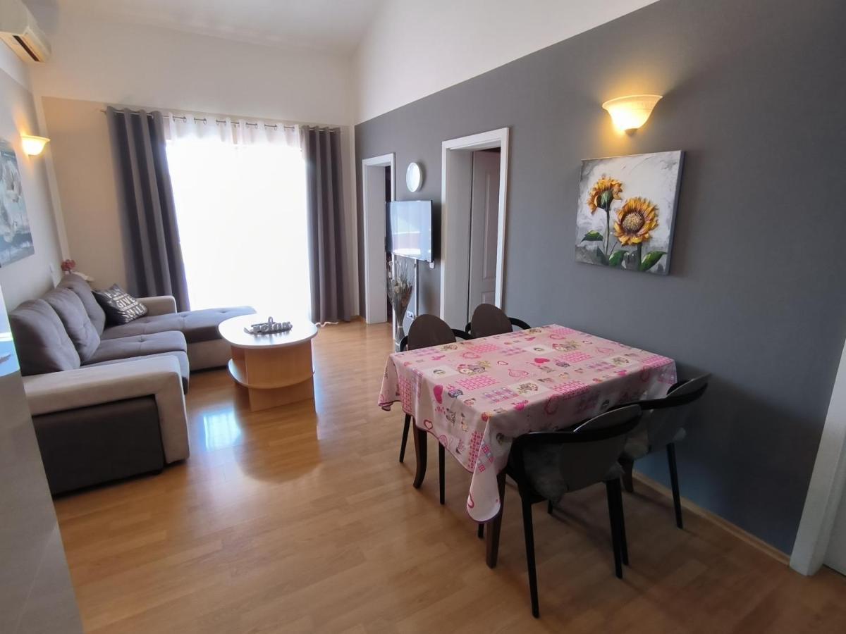 Apartments Kimm โปเรช ภายนอก รูปภาพ