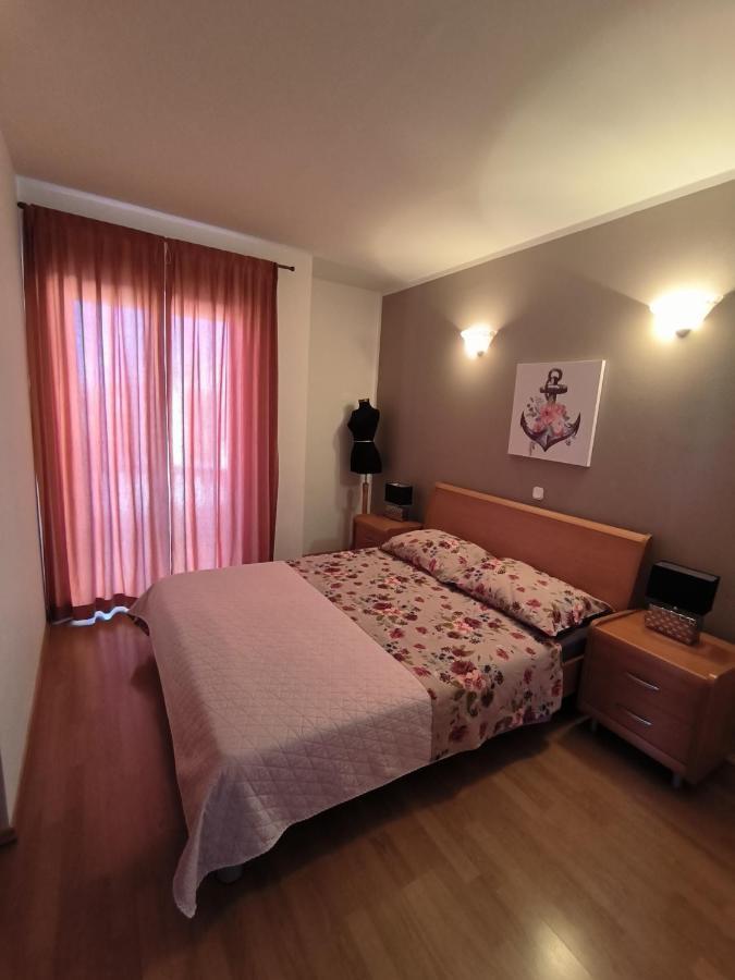 Apartments Kimm โปเรช ภายนอก รูปภาพ