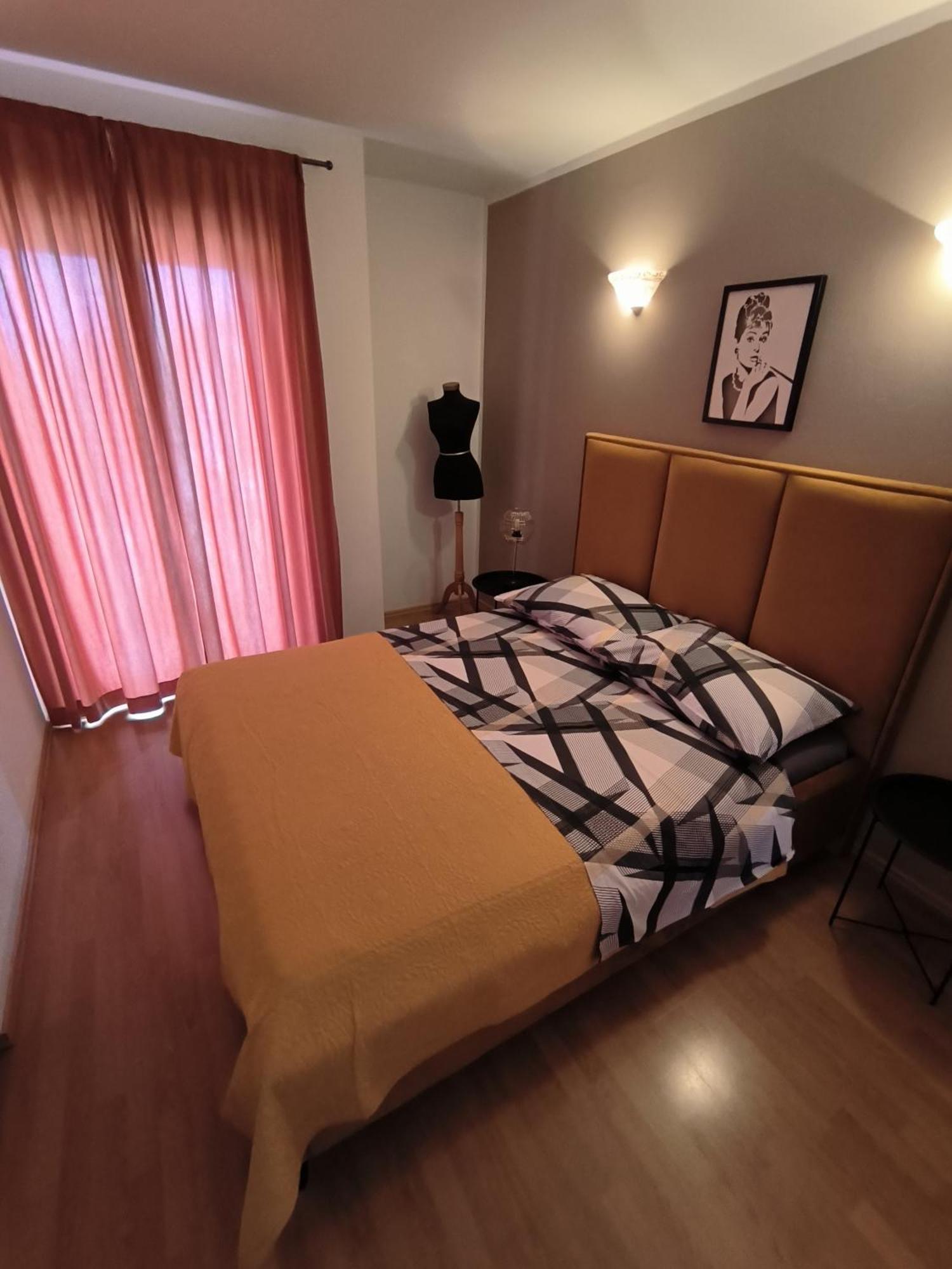 Apartments Kimm โปเรช ภายนอก รูปภาพ